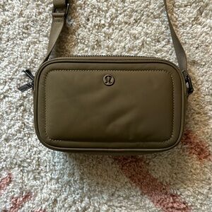 Lululemon Crossbody Camera Bag 2L. Color: Artifact.